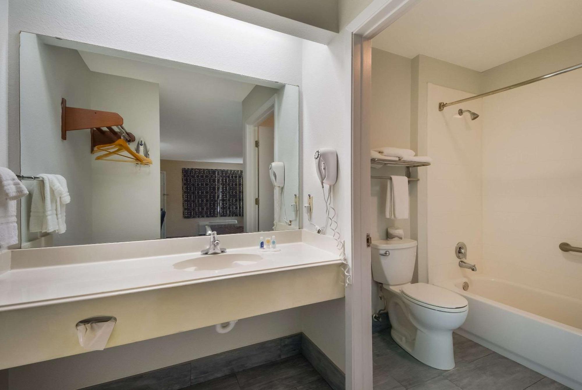 Rodeway Inn & Suites كوربوس كريستي المظهر الخارجي الصورة